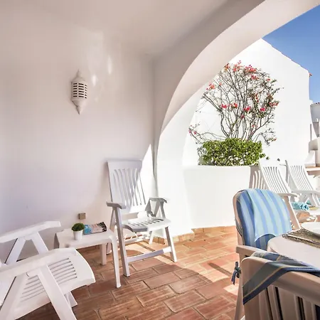 Mng Elliott24 Vale do Lobo