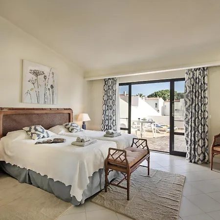 Mng Elliott24 Vila Vale do Lobo