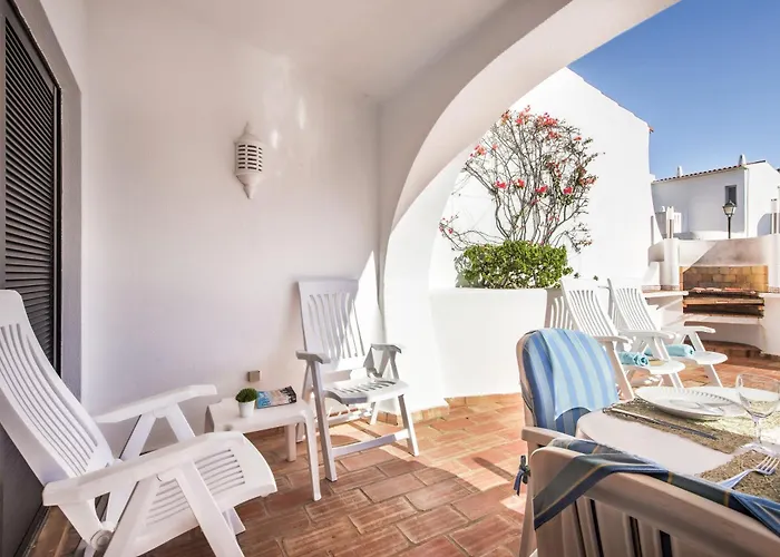 Mng Elliott24 Vale do Lobo