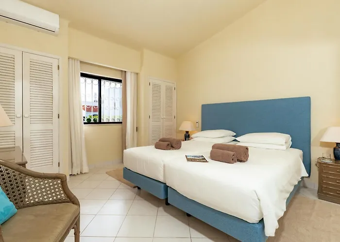 Mng Elliott24 Willa Vale do Lobo